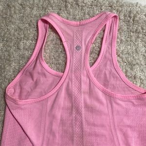 Swiftly tech racer back